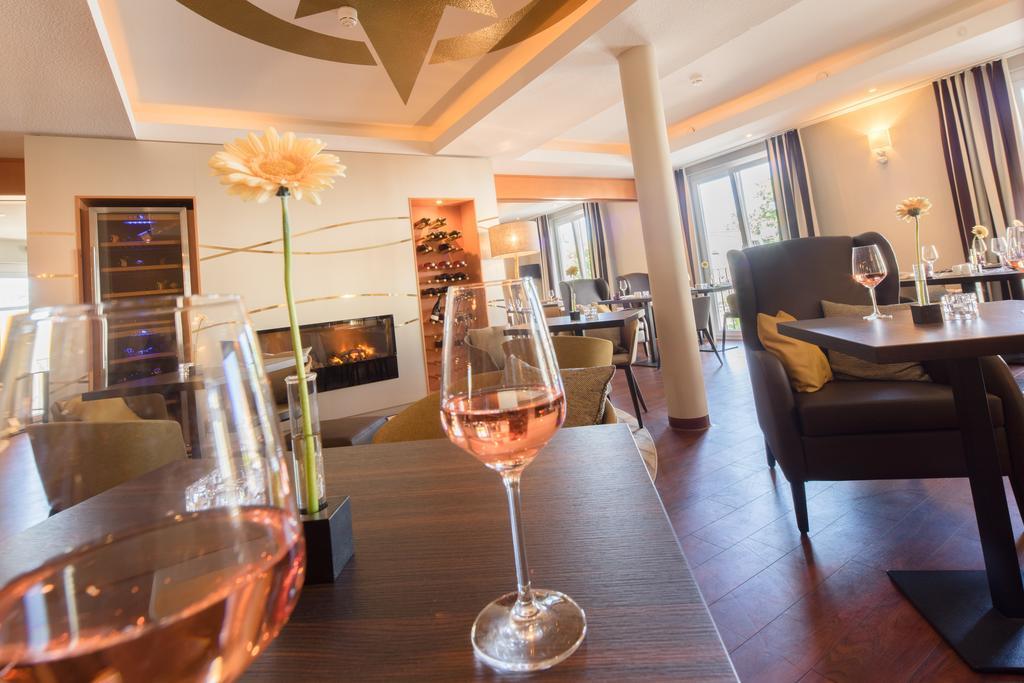 Moin Hotel Cuxhaven Esterno foto