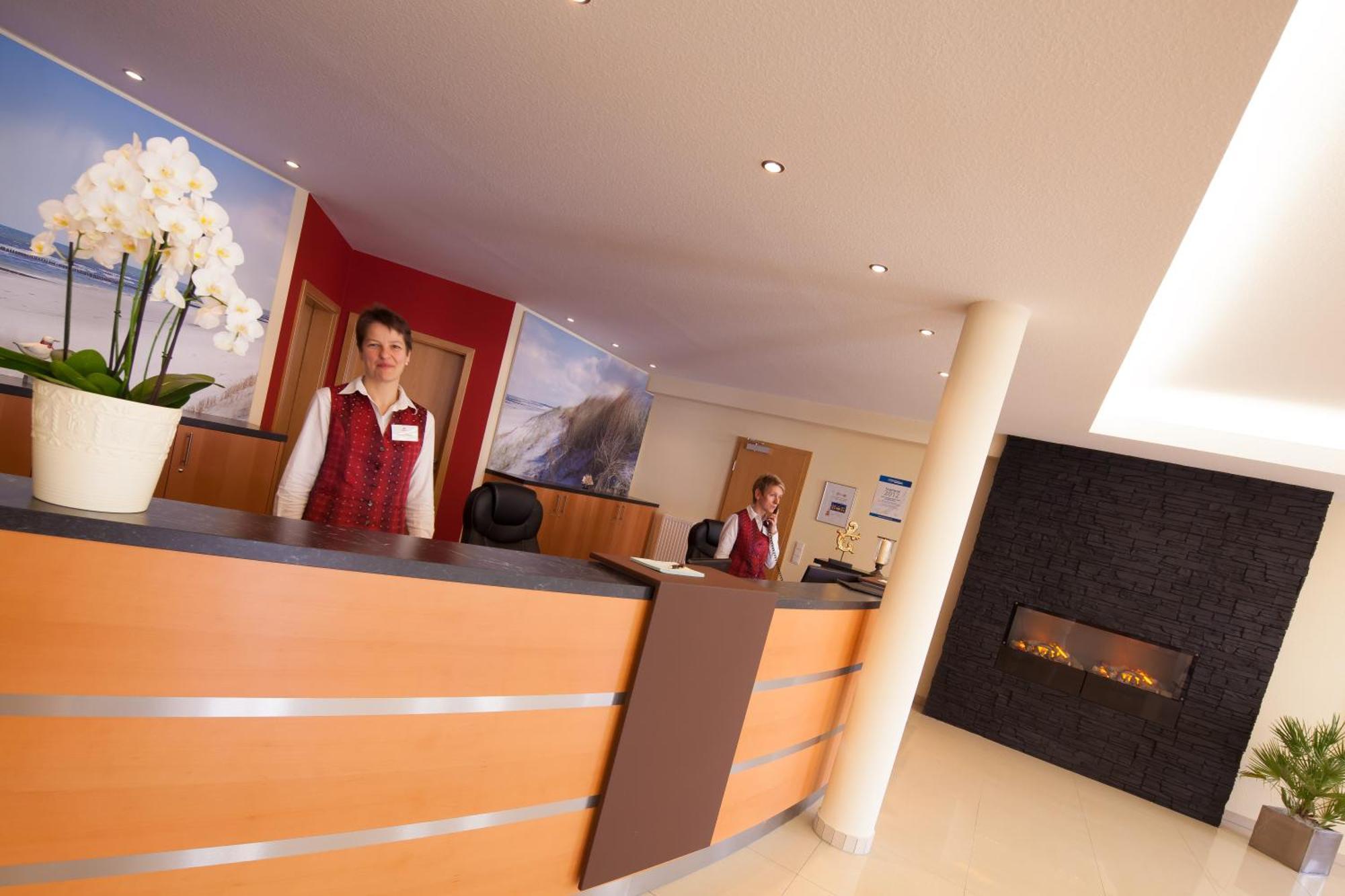 Moin Hotel Cuxhaven Esterno foto