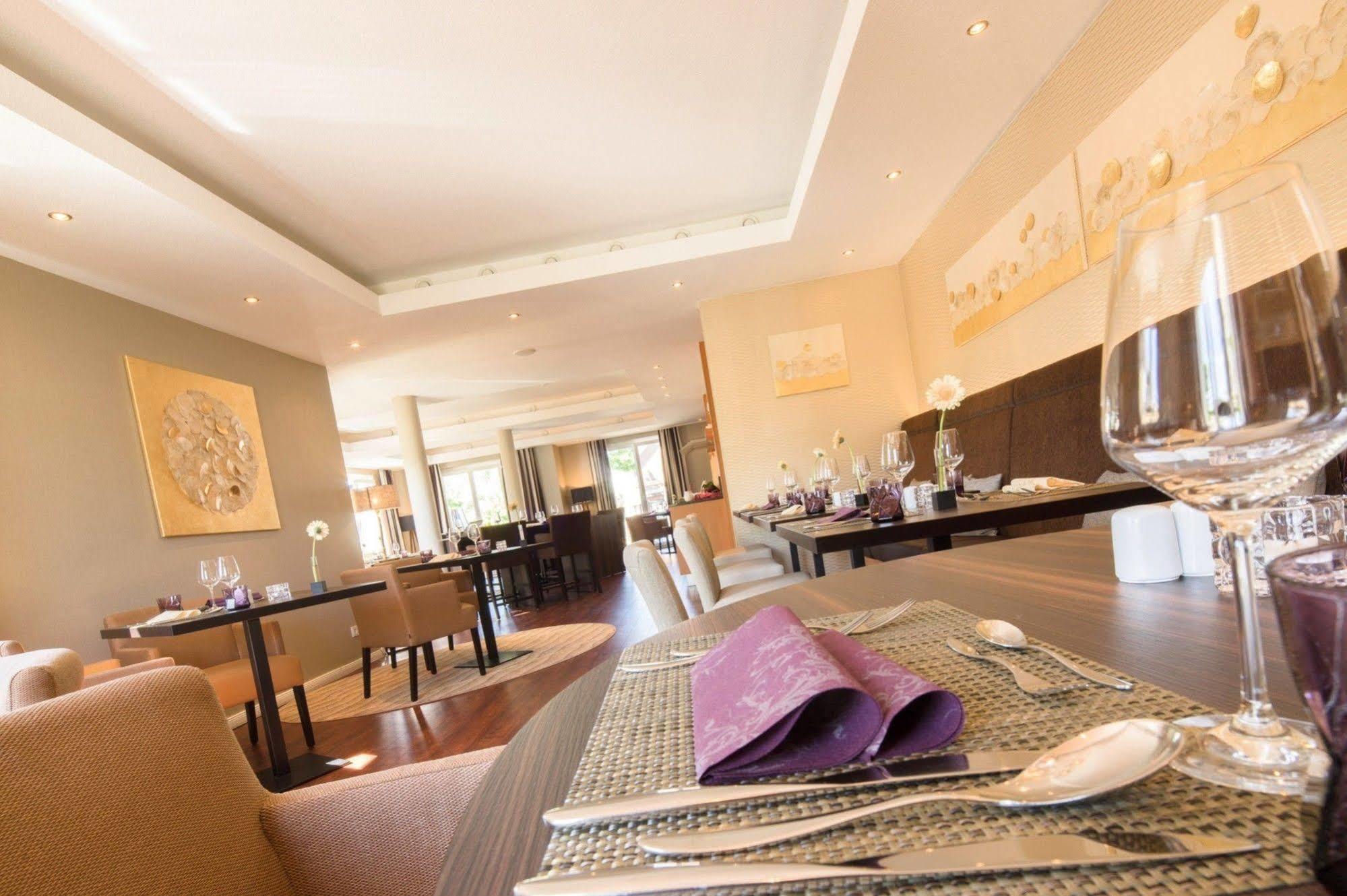 Moin Hotel Cuxhaven Esterno foto